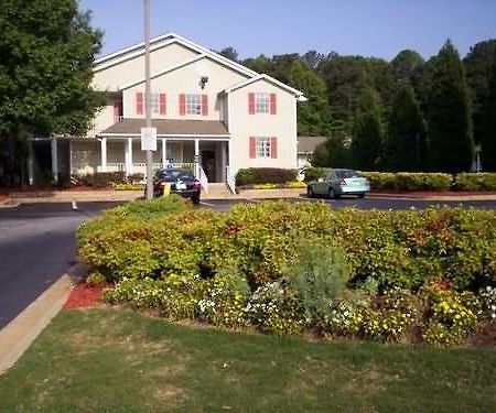 Hometown Inn Atlanta - Riverdale Exterior photo